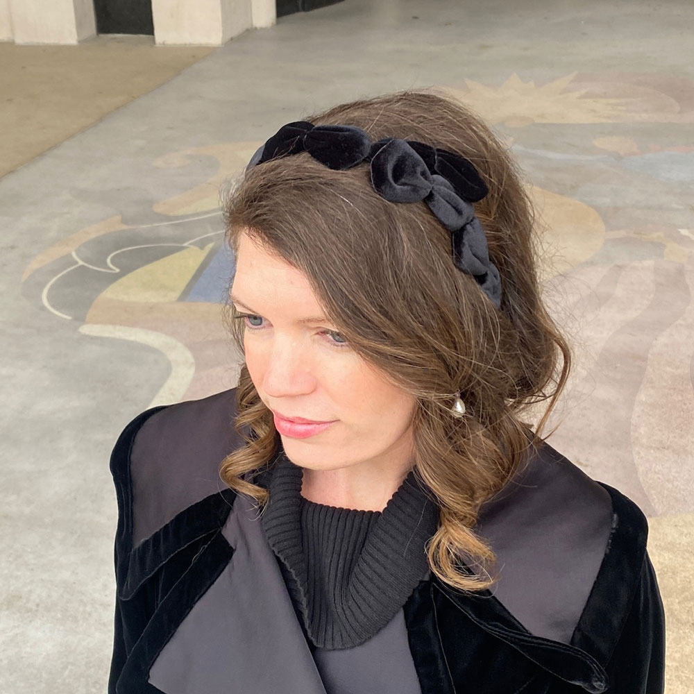 La Petite Headband in Black Velvet