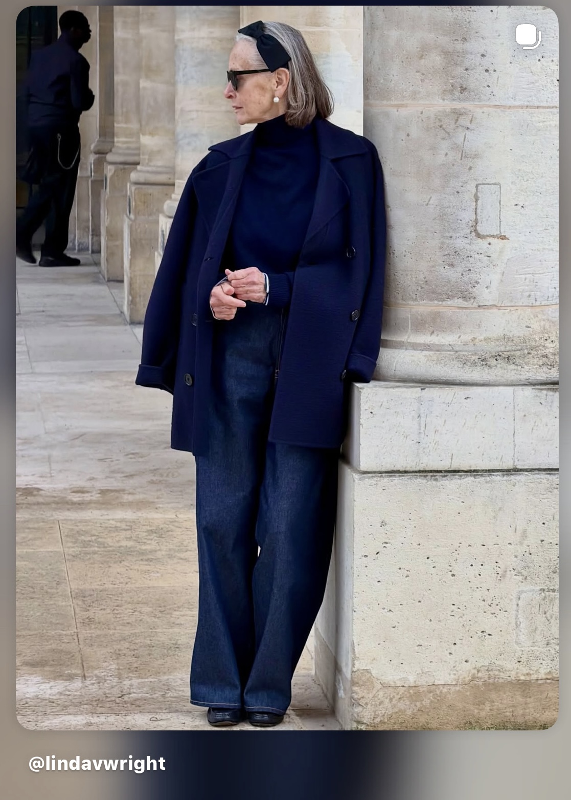 Linda Wright wearing Nadean Grosgrain Bow Headband